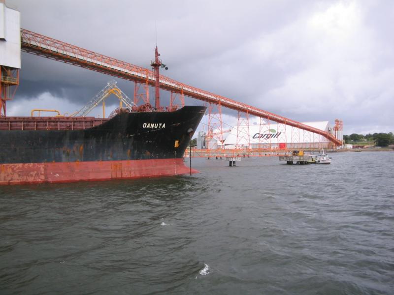 Terminal graneleiro da Cargill, Santarém, Pará